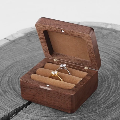 Black Walnut Ring Storage Box